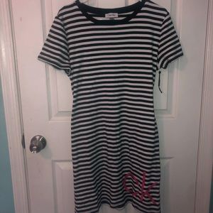 SUPER CUTE CURVE HUGGING CALVIN KLEIN DRESS